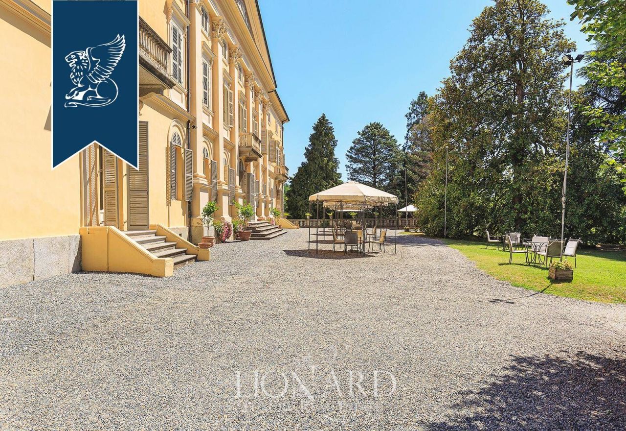 Hotel en Turín, Italia, 3 500 m² - imagen 7