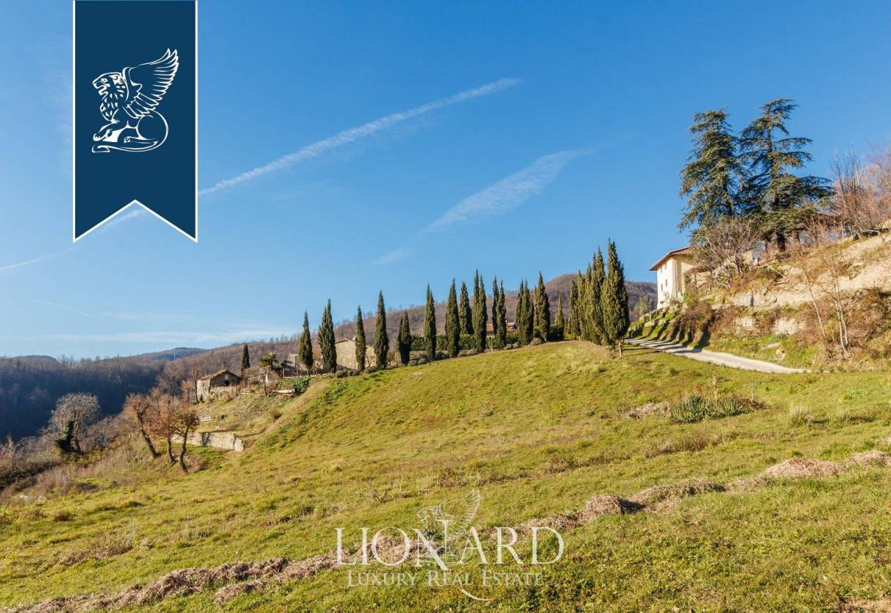 Farm in Florence, Italy, 600 m² - picture 7