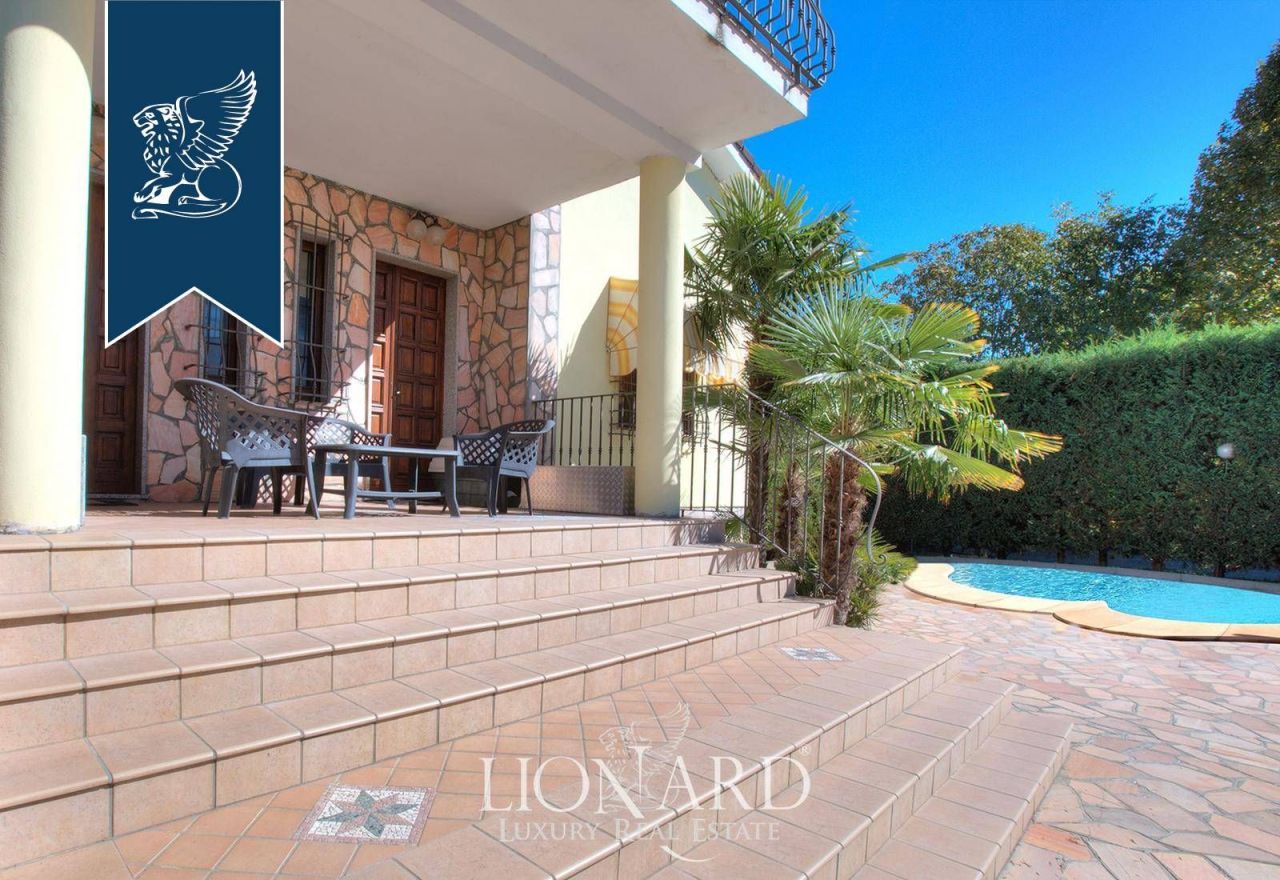 Granja en Pavía, Italia, 580 m² - imagen 7