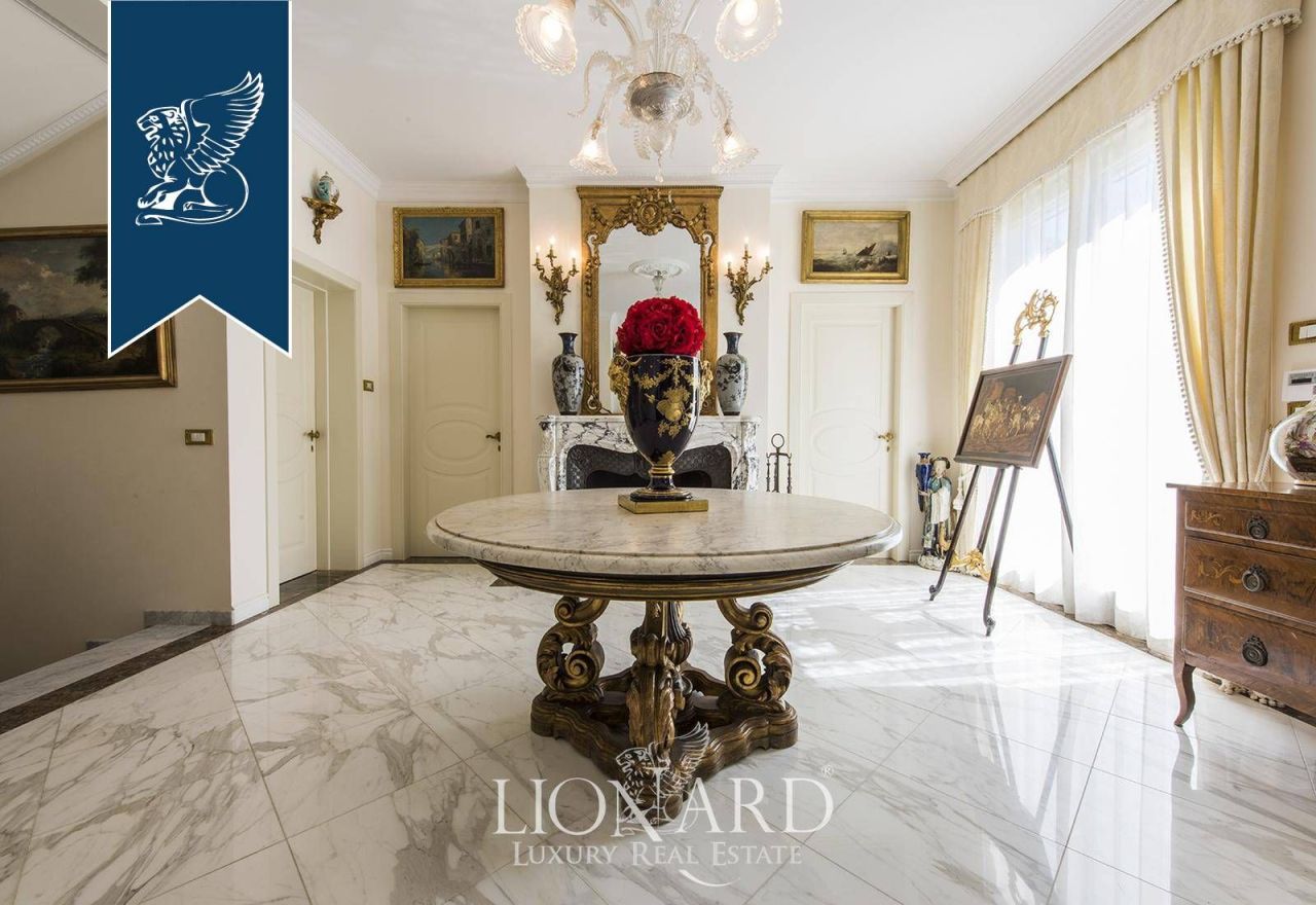 Villa en Livorno, Italia, 800 m² - imagen 7