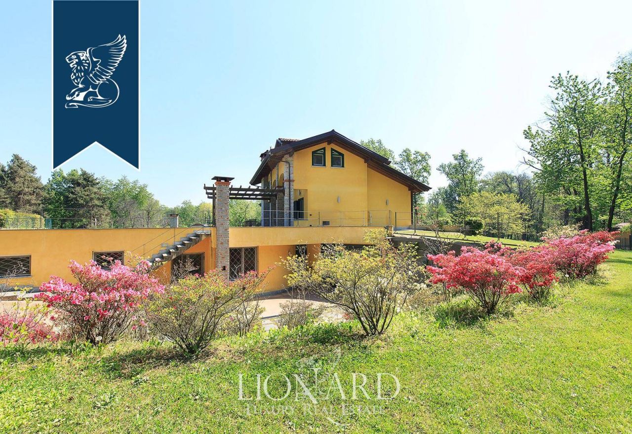 Villa a Novara, Italia, 700 m² - foto 7