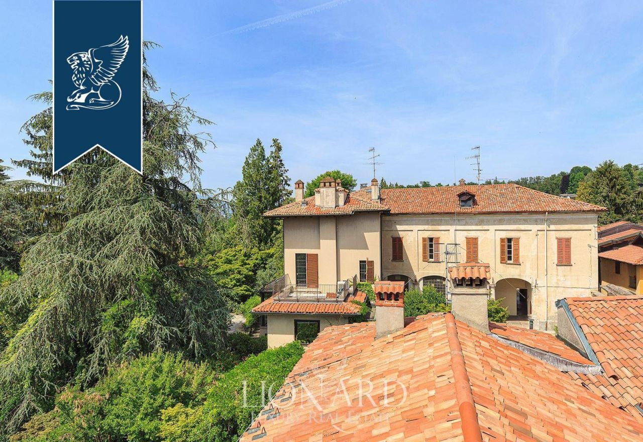 Villa a Varese, Italia, 622 m² - foto 8