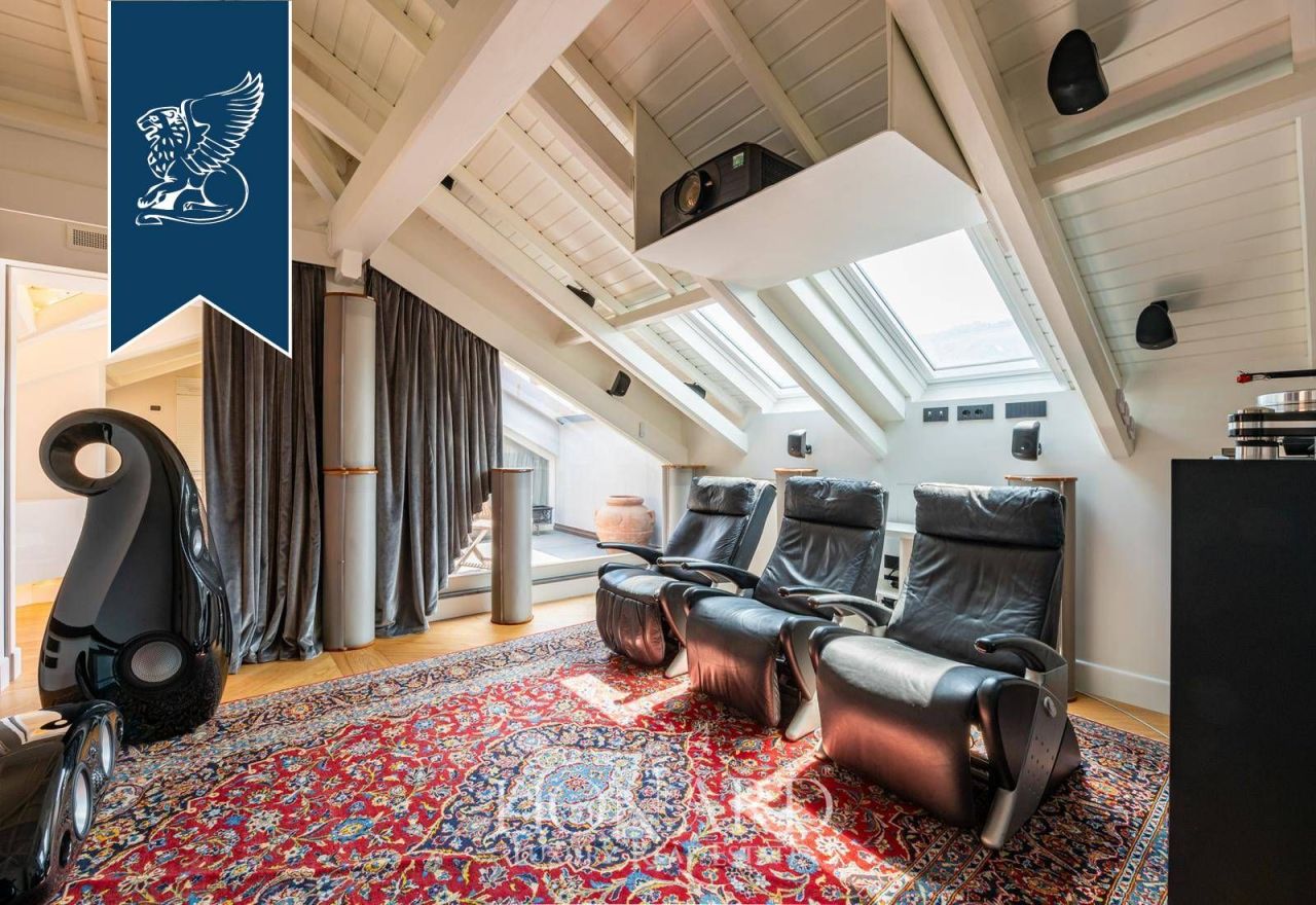 Apartment in Como, Italy, 239 m² - picture 9