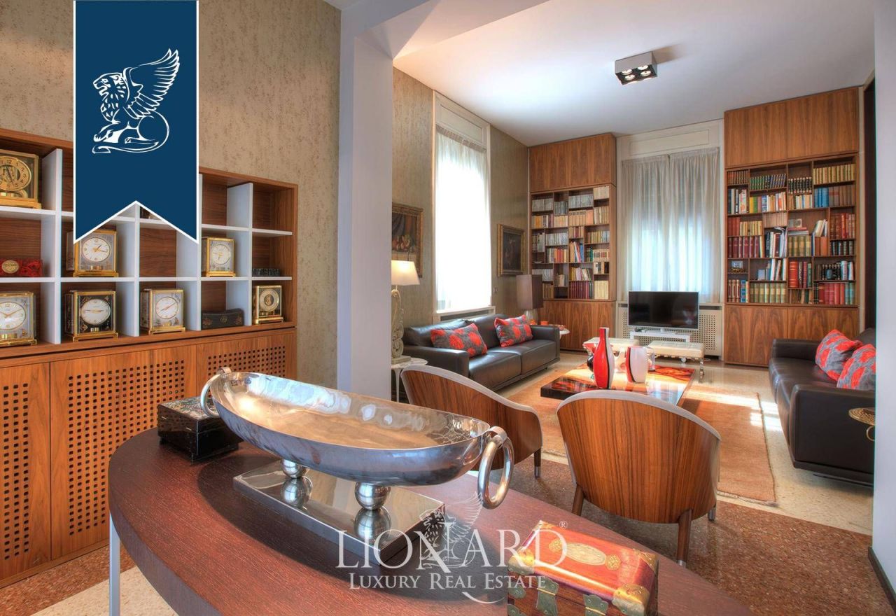 Villa in Pavia, Italien, 550 m² - Foto 9