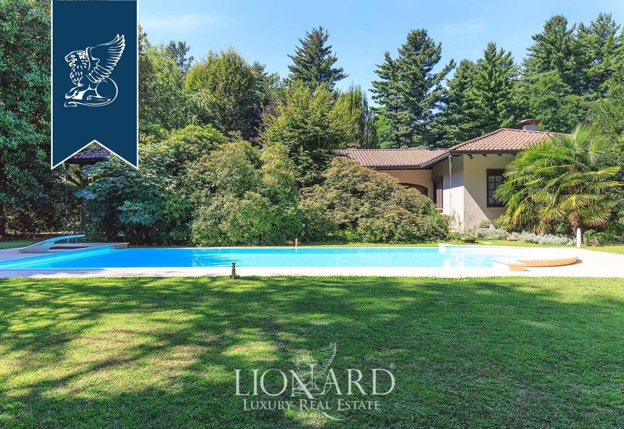 Villa a Varese, Italia, 330 m² - foto 9