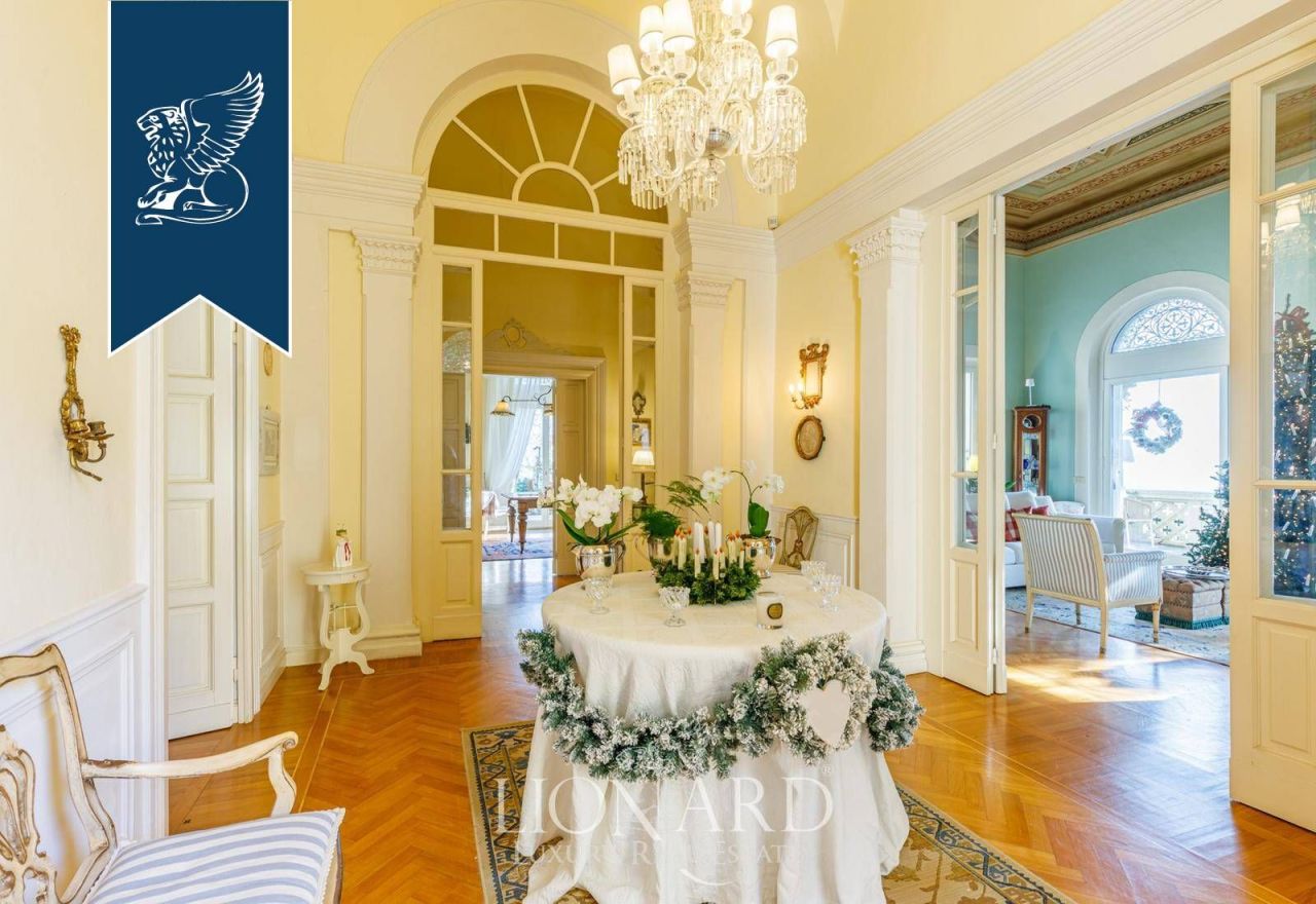 Villa in Pistoia, Italy, 800 m² - picture 9