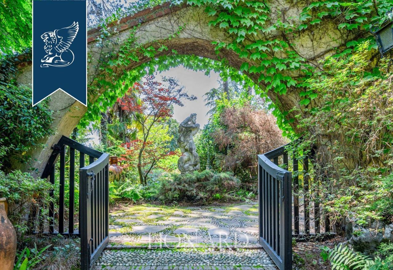 Villa en Merate, Italia, 500 m² - imagen 9