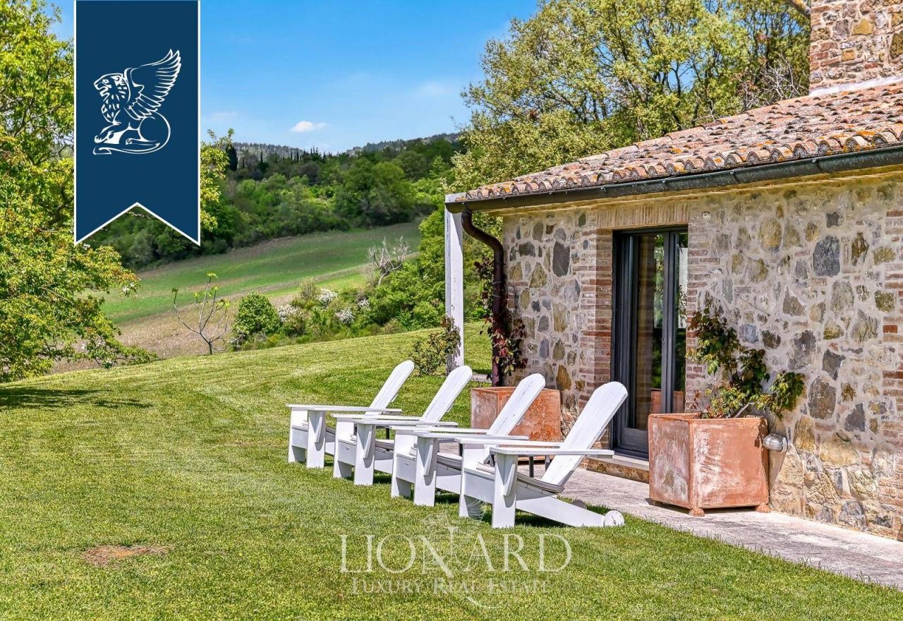 Villa en Sarteano, Italia, 640 m² - imagen 9