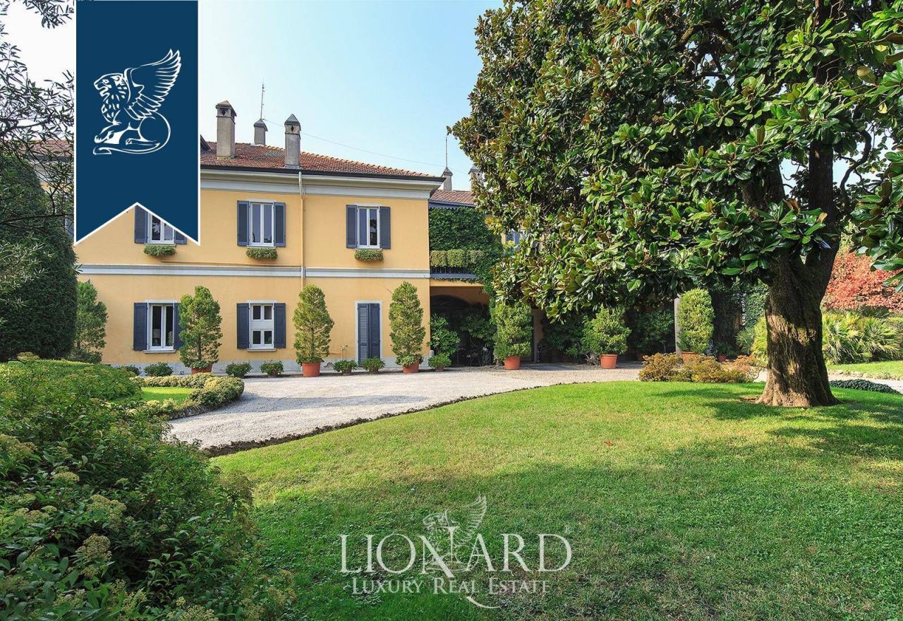 Villa en Lecco, Italia, 1 000 m² - imagen 9