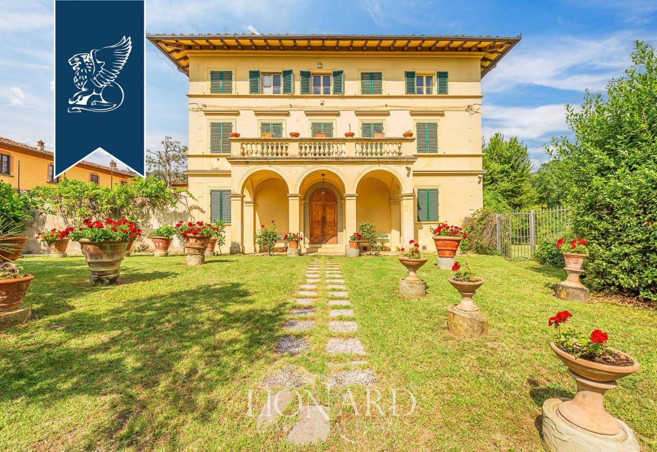 Farm in Arezzo, Italy, 1 200 m² - picture 9