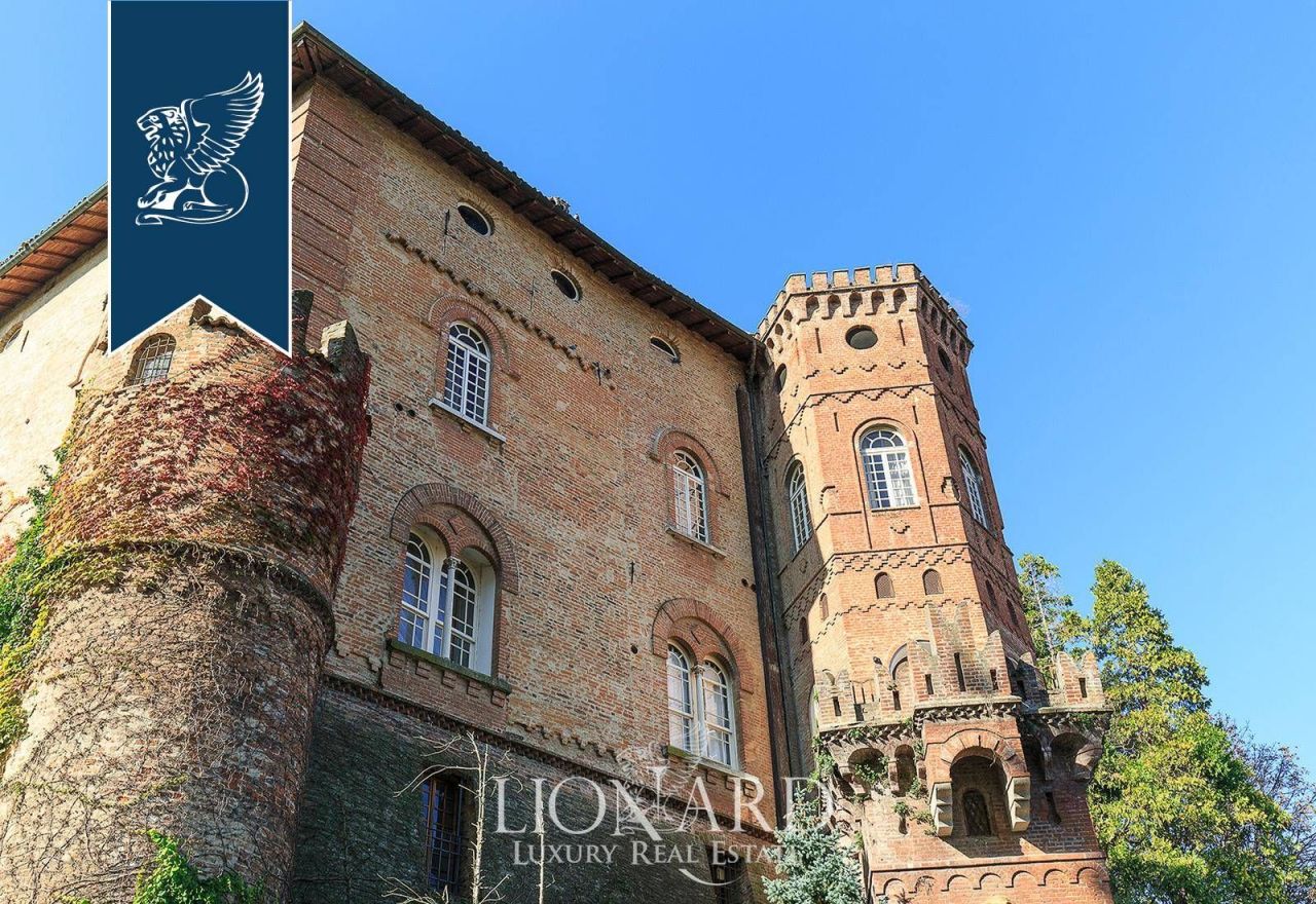 Hotel en Alessandria, Italia, 2 500 m² - imagen 9