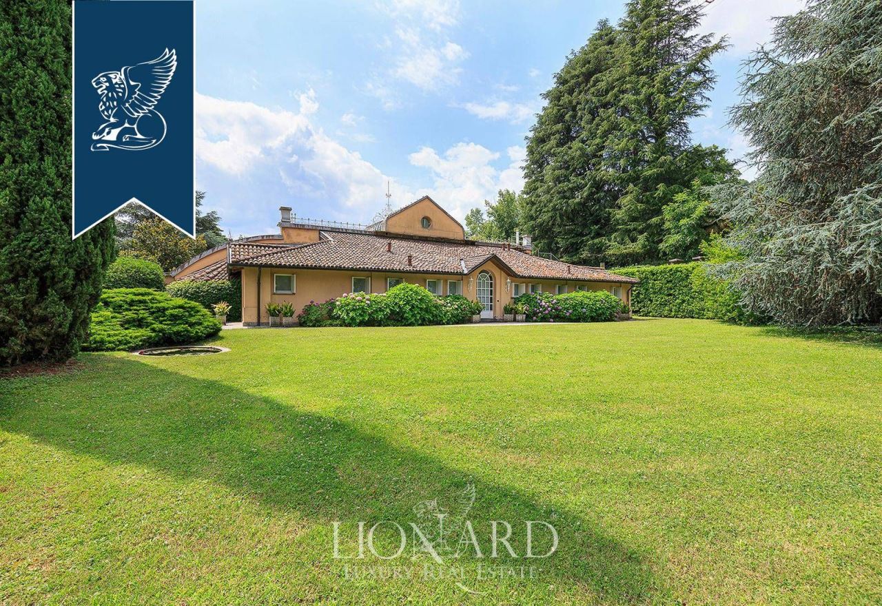 Villa a Griante, Italia, 380 m² - foto 9