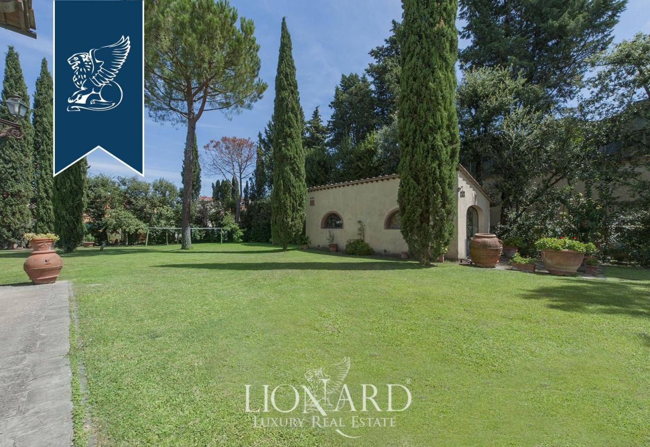 Villa à Florence, Italie, 900 m² - image 9