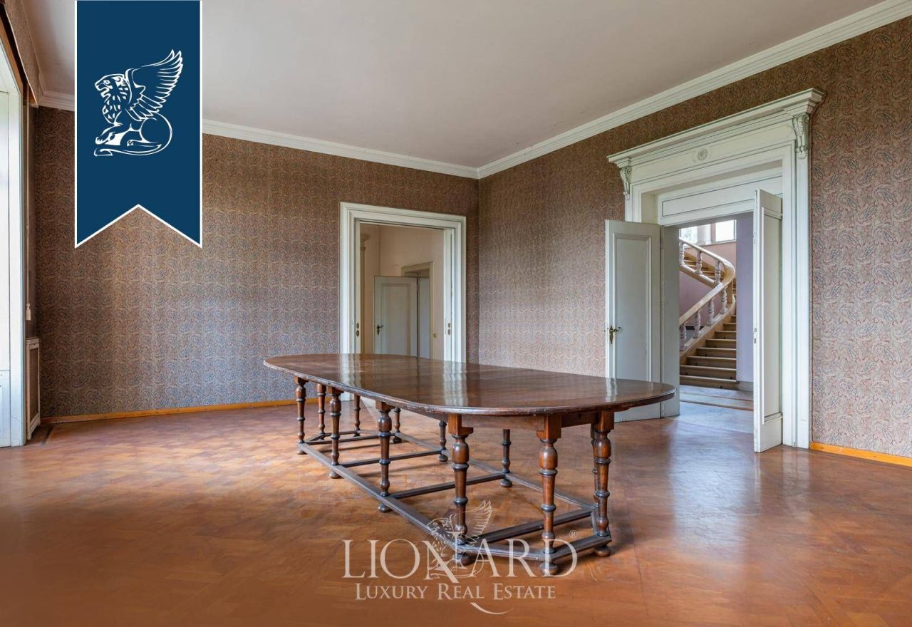 Villa en Bérgamo, Italia, 1 830 m² - imagen 9