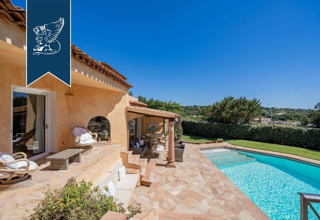 Villa in Porto Cervo, Italy, 320 m² - picture 9