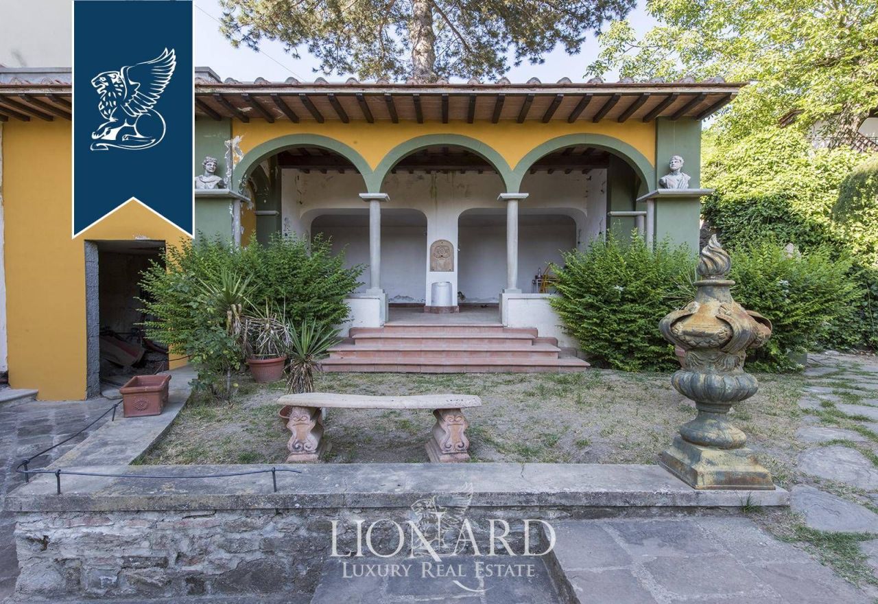 Villa a Firenze, Italia, 1 000 m² - foto 9