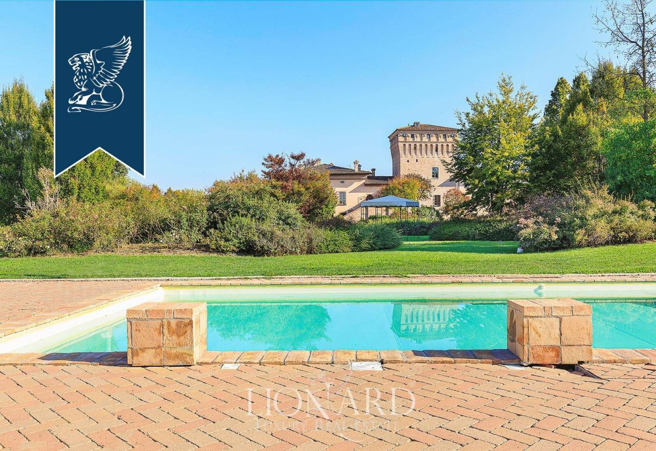 Castello a Piacenza, Italia, 3 700 m² - foto 9