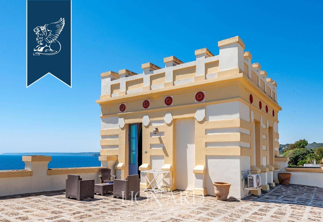 Villa in Lecce, Italy, 1 700 m² - picture 9