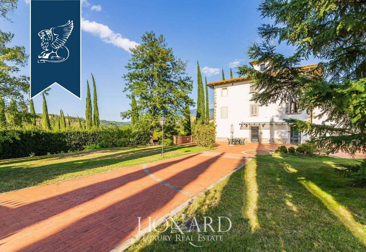 Villa à Florence, Italie, 1 500 m² - image 8