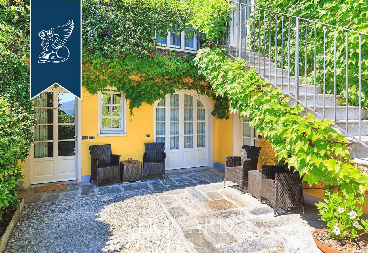 Hotel in Oggebbio, Italy, 1 600 m² - picture 8