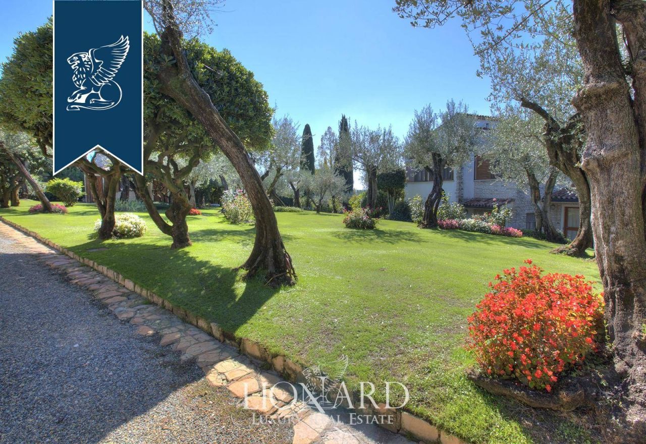 Villa a Sirmione, Italia, 570 m² - foto 8