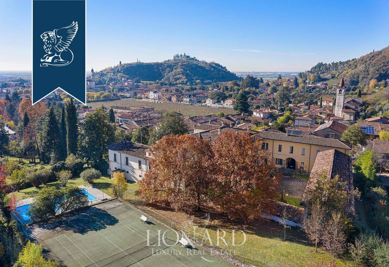Villa in Brescia, Italy, 3 500 m² - picture 8