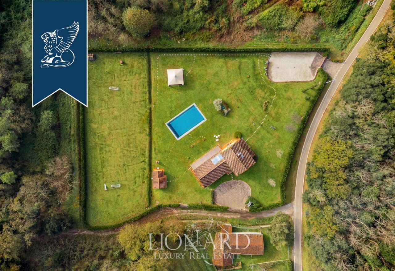 Villa à Lucques, Italie, 450 m² - image 8