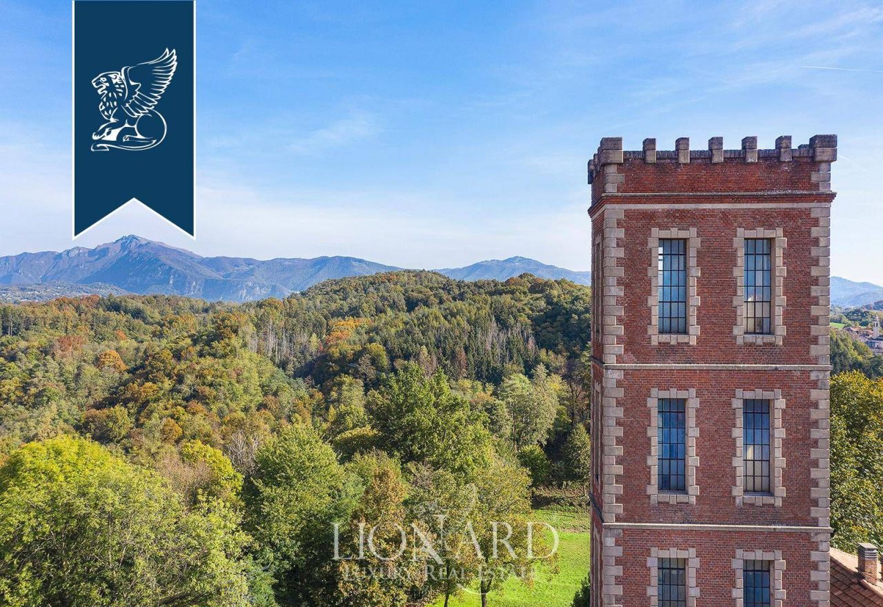 Castle in Varese, Italy, 4 200 m² - picture 9