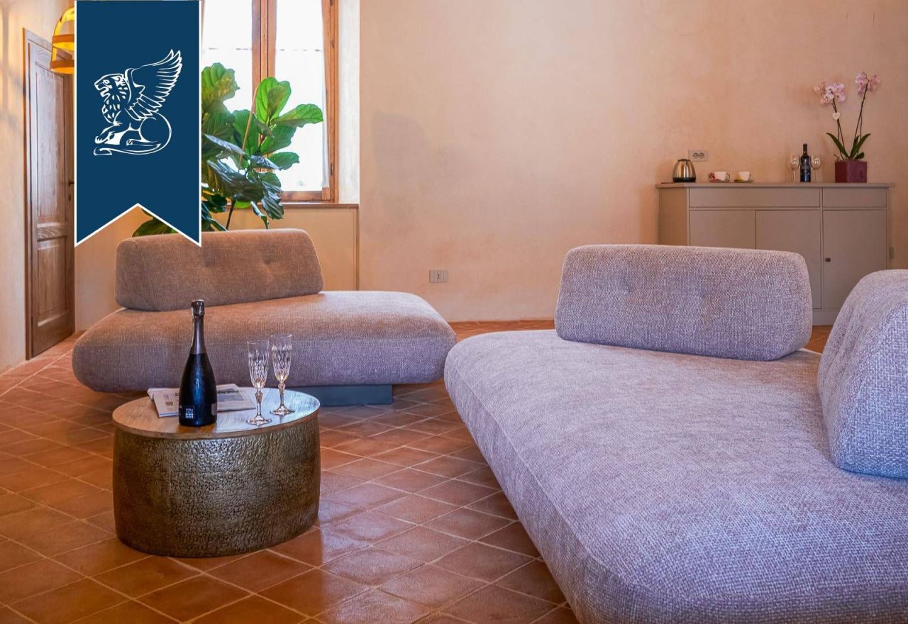 Hotel en Camaiore, Italia, 370 m² - imagen 8