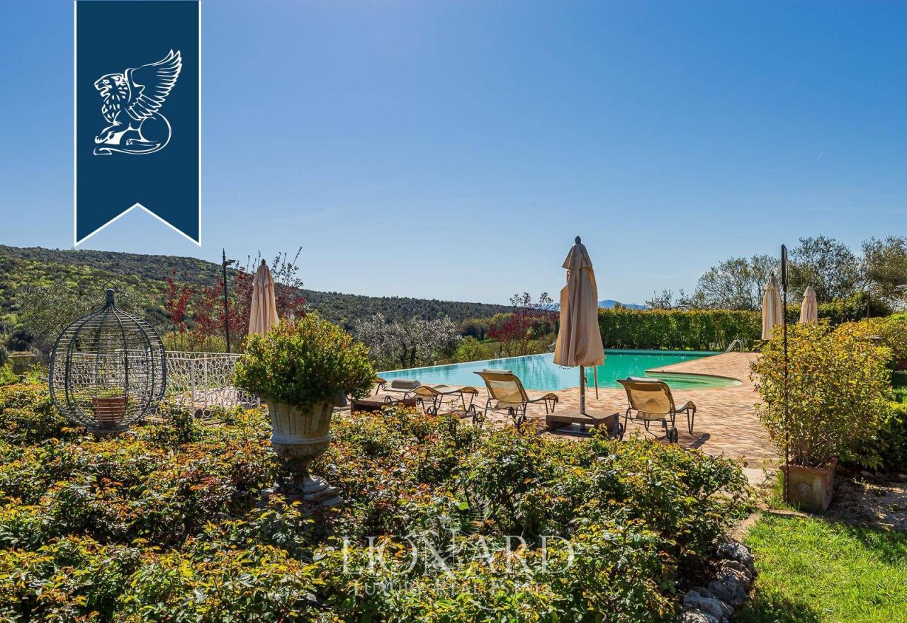 Villa a Terni, Italia, 1 500 m² - foto 8