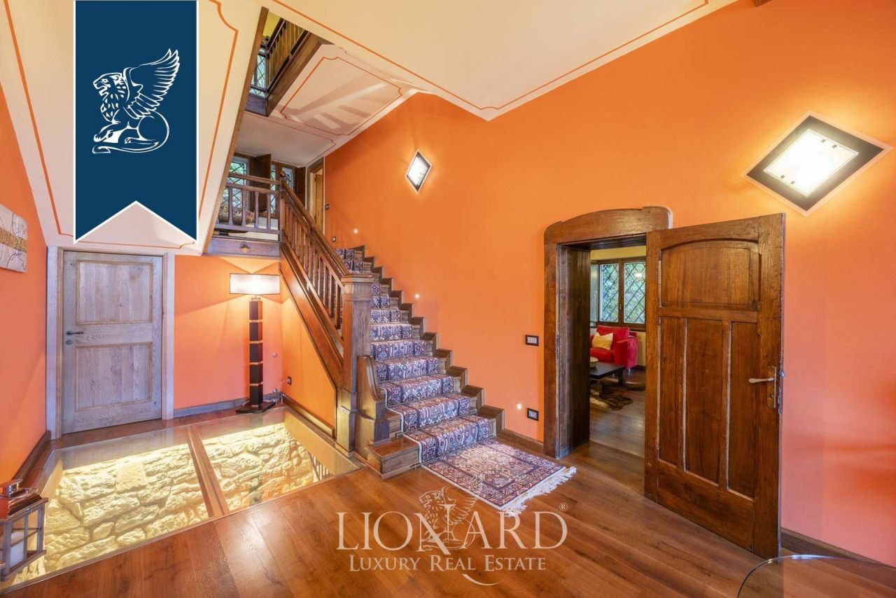 Villa in Modena, Italy, 671 m² - picture 8