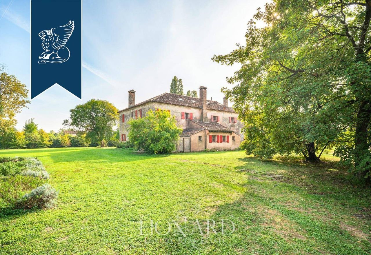 Farm in Treviso, Italy, 900 m² - picture 8