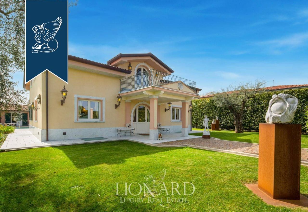 Villa in Pietrasanta, Italy, 550 m² - picture 8