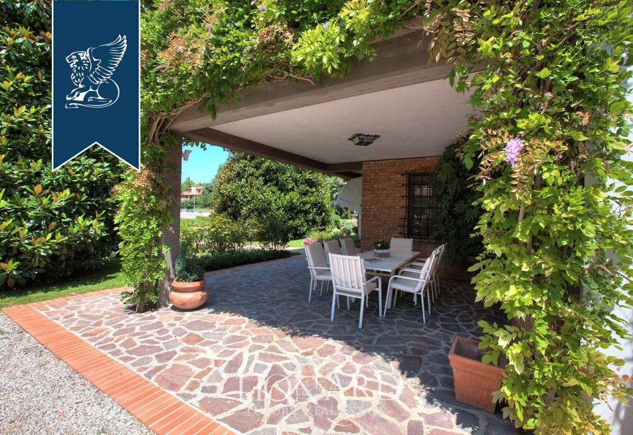 Villa a Mantova, Italia, 1 000 m² - foto 8