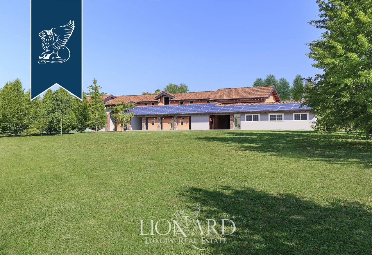 Villa in Novara, Italy, 2 100 m² - picture 8