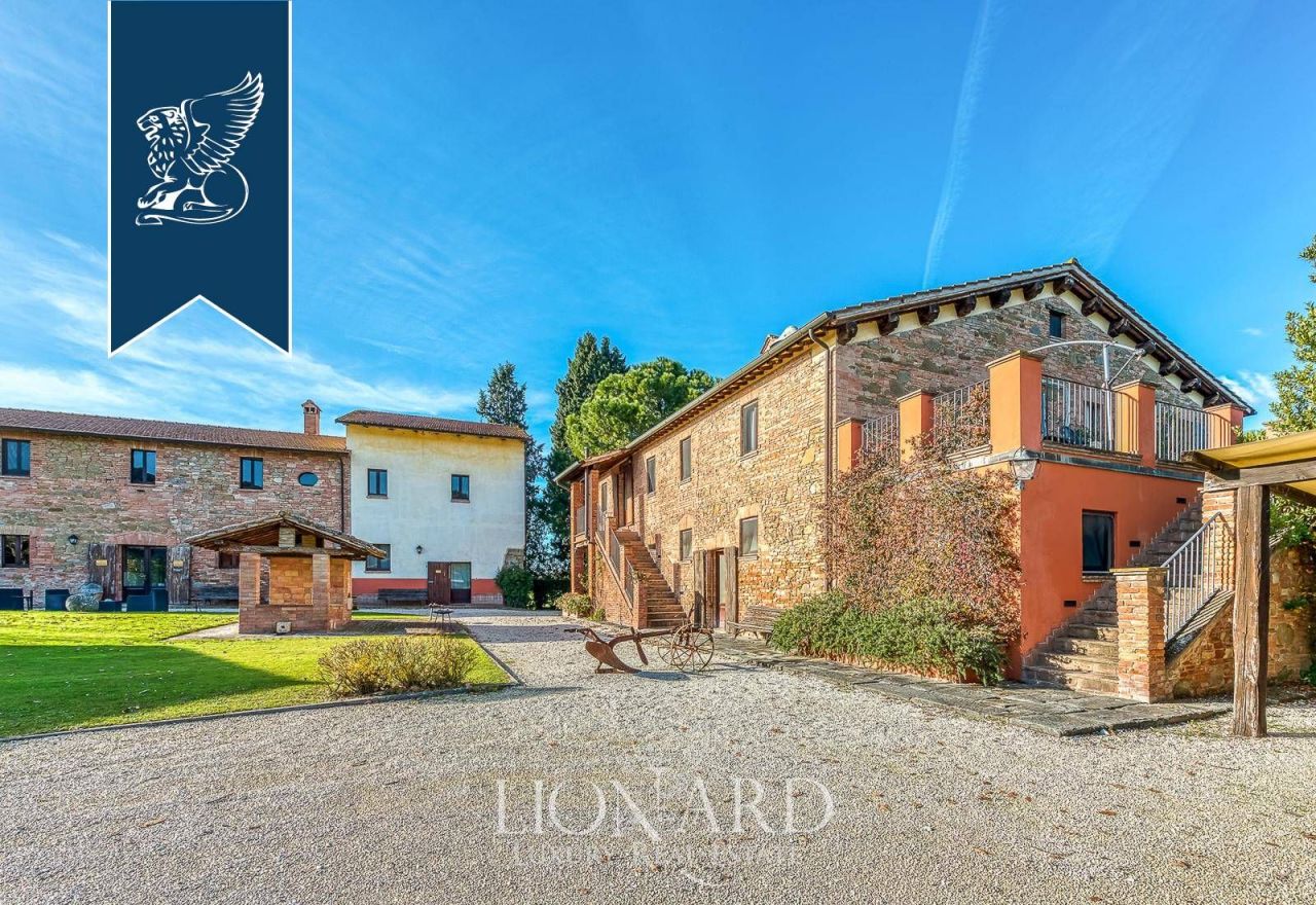 Farm in Bettona, Italy, 1 900 m² - picture 9