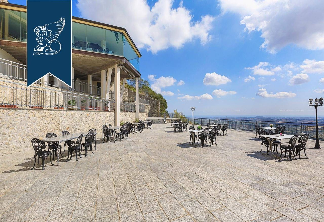 Castle in Rimini, Italy, 3 000 m² - picture 10