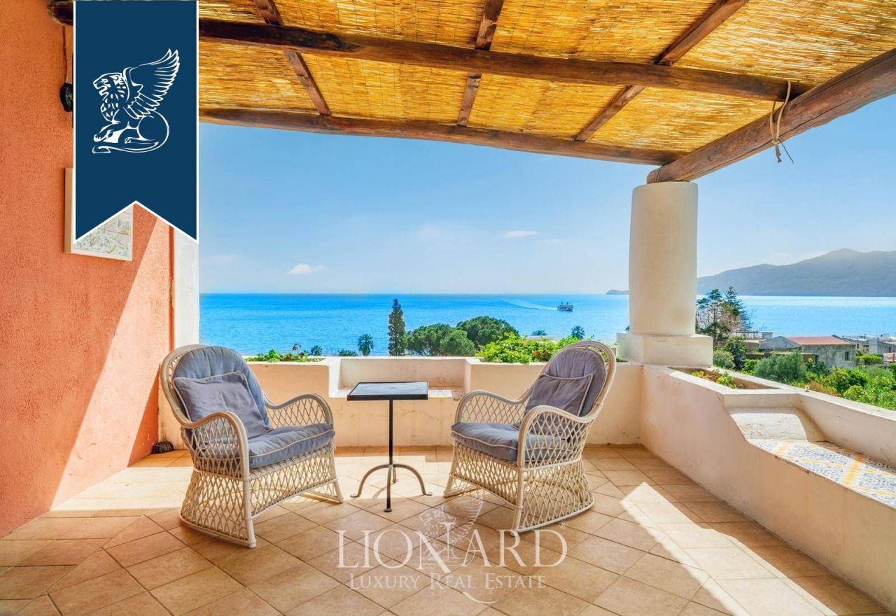 Villa a Messina, Italia, 300 m² - foto 10