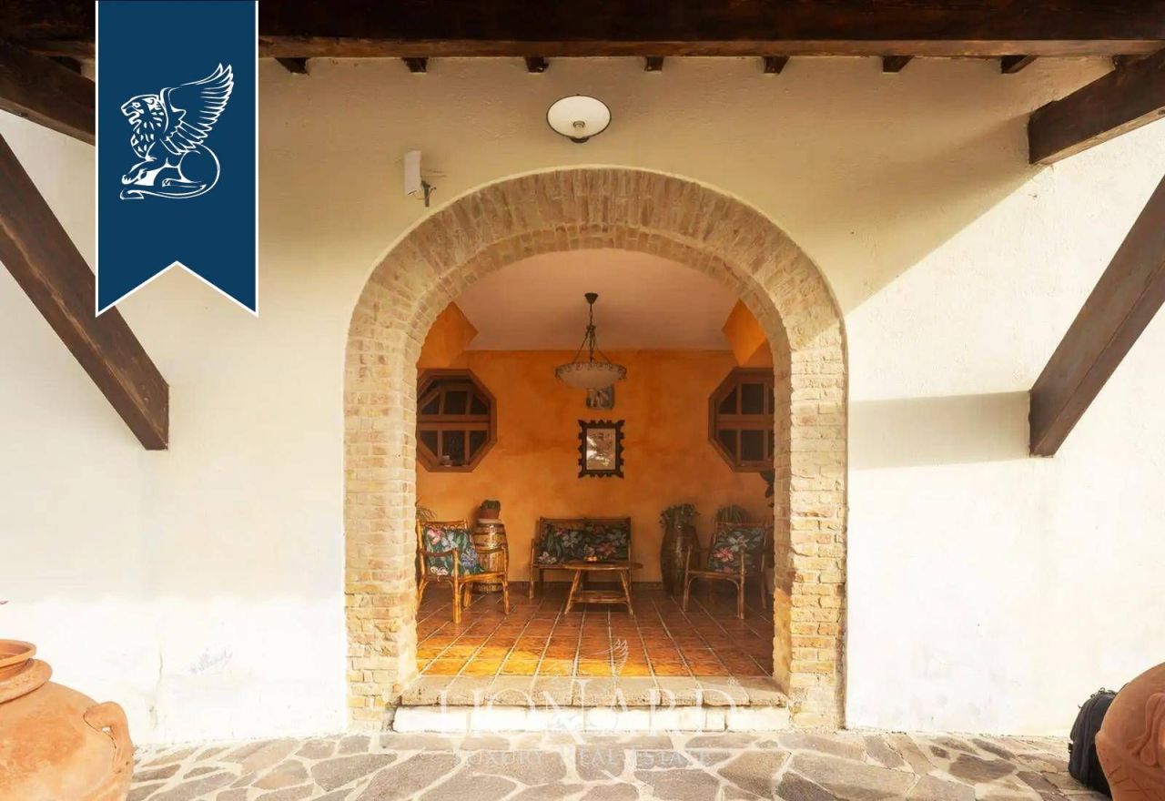 Villa in Florenz, Italien, 1 500 m² - Foto 10