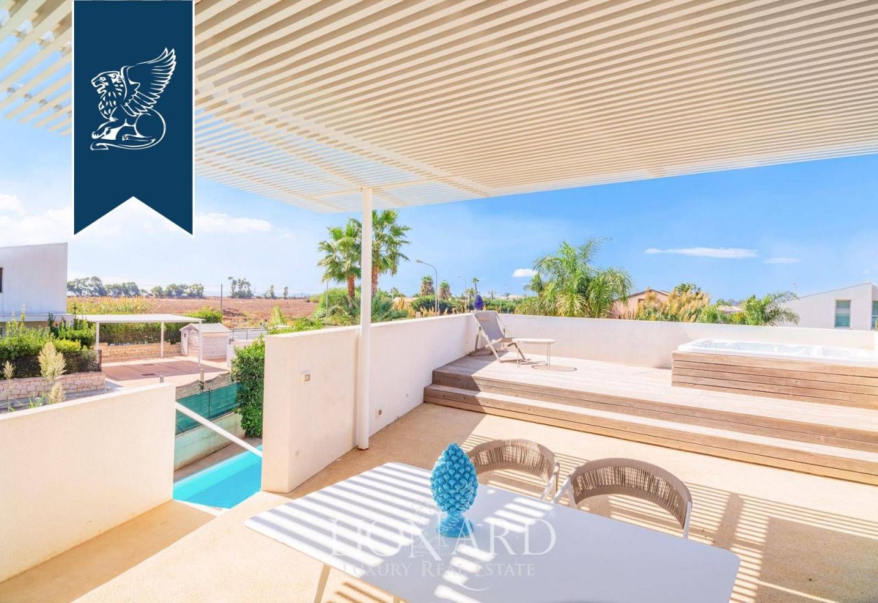 Villa in Ragusa, Italy, 750 m² - picture 10