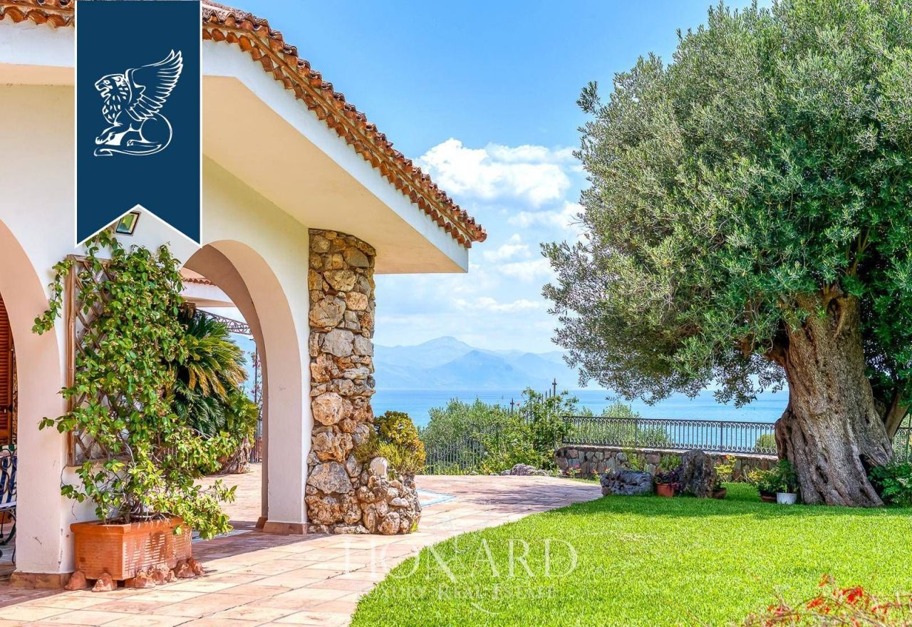 Villa en Salerno, Italia, 480 m² - imagen 10