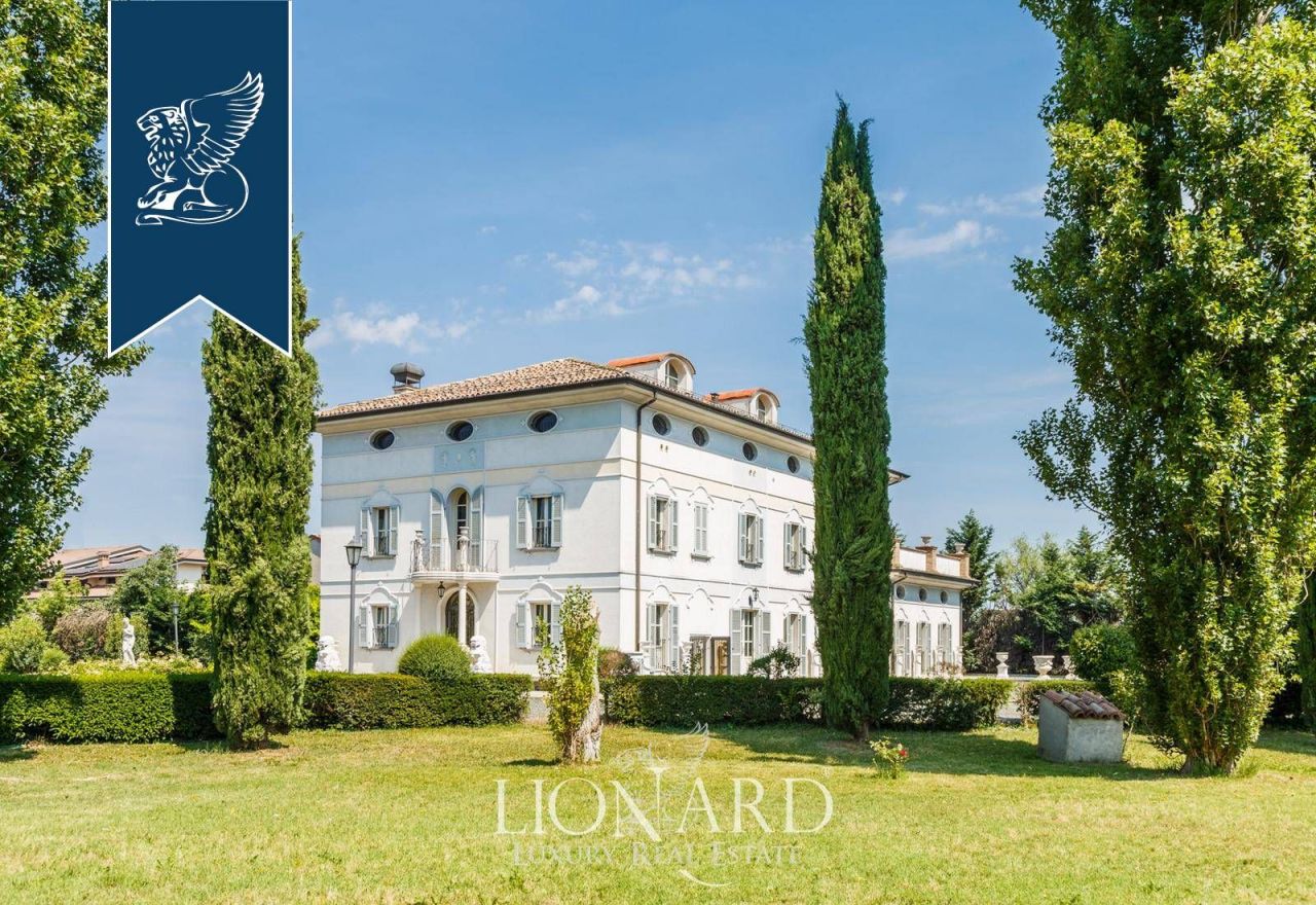 Villa in Reggio Emilia, Italy, 800 m² - picture 10