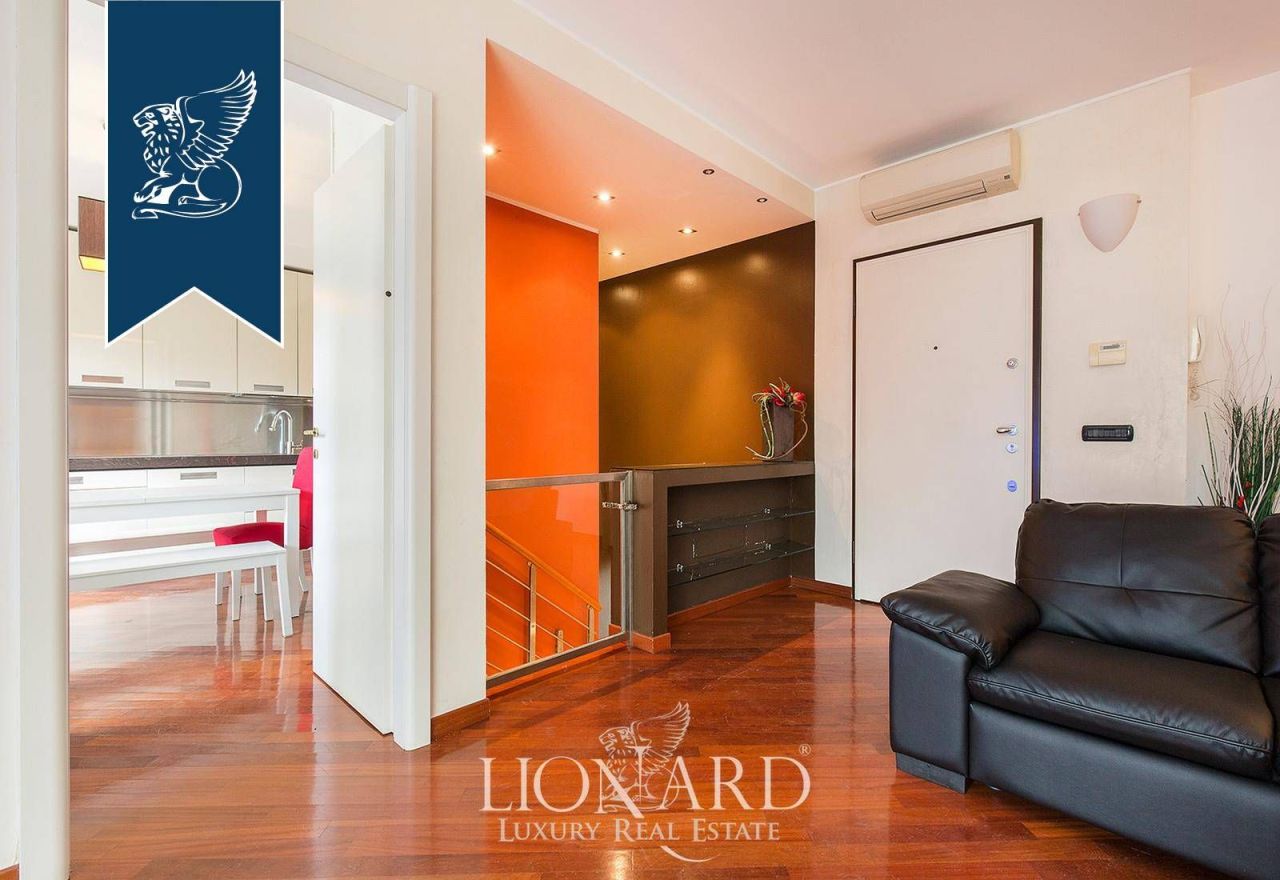 Apartment in Milan, Italy, 310 m² - picture 10