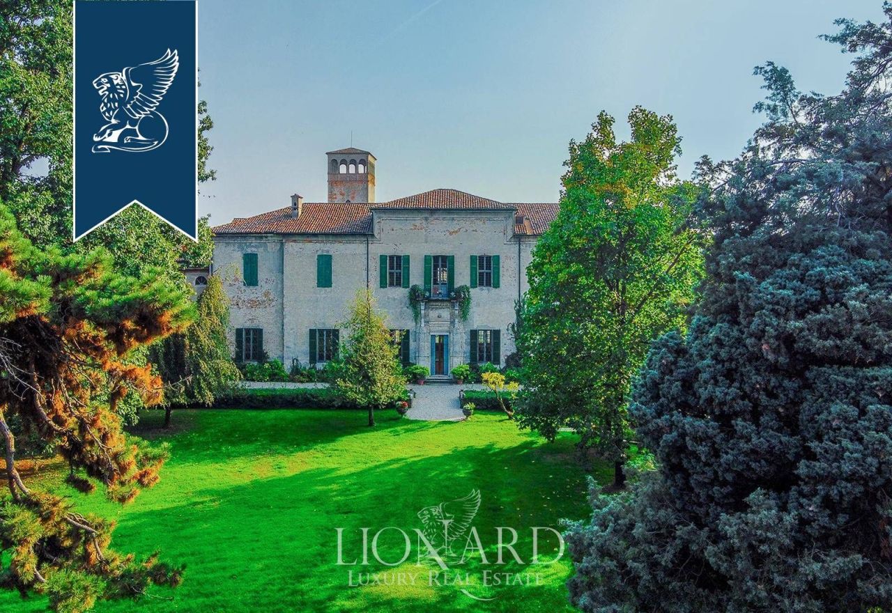 Villa en Cremona, Italia, 2 200 m² - imagen 10