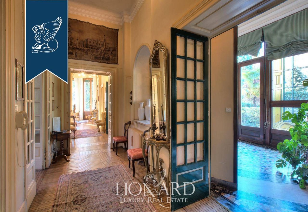 Villa à Stresa, Italie, 600 m² - image 10