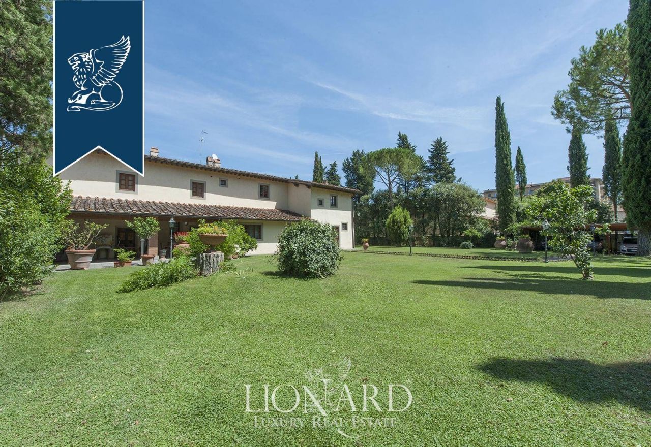 Villa à Florence, Italie, 900 m² - image 10