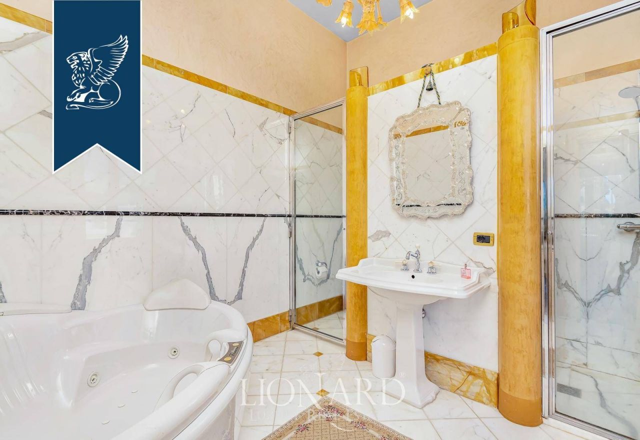 Villa en Pisa, Italia, 400 m² - imagen 10