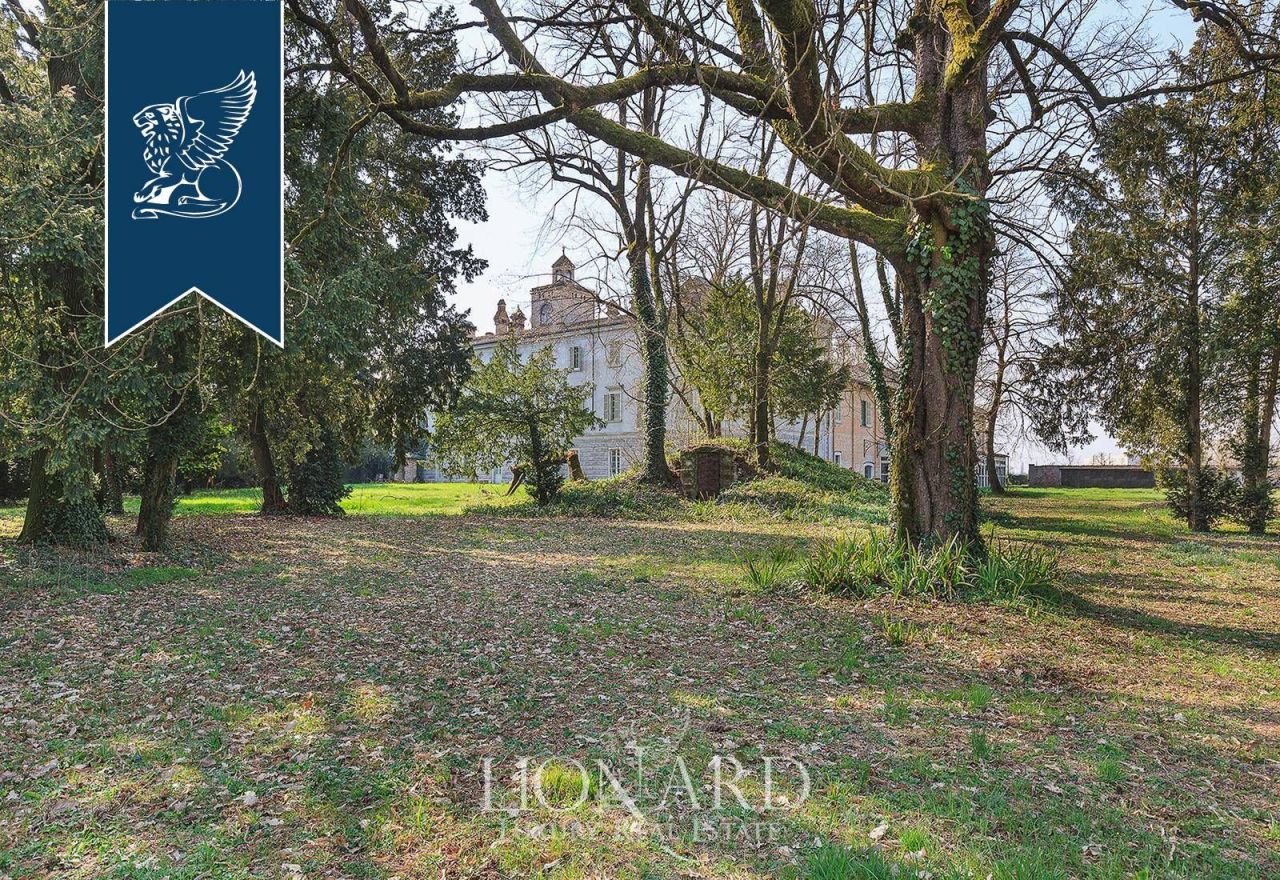 Villa a Pavia, Italia, 2 821 m² - foto 10