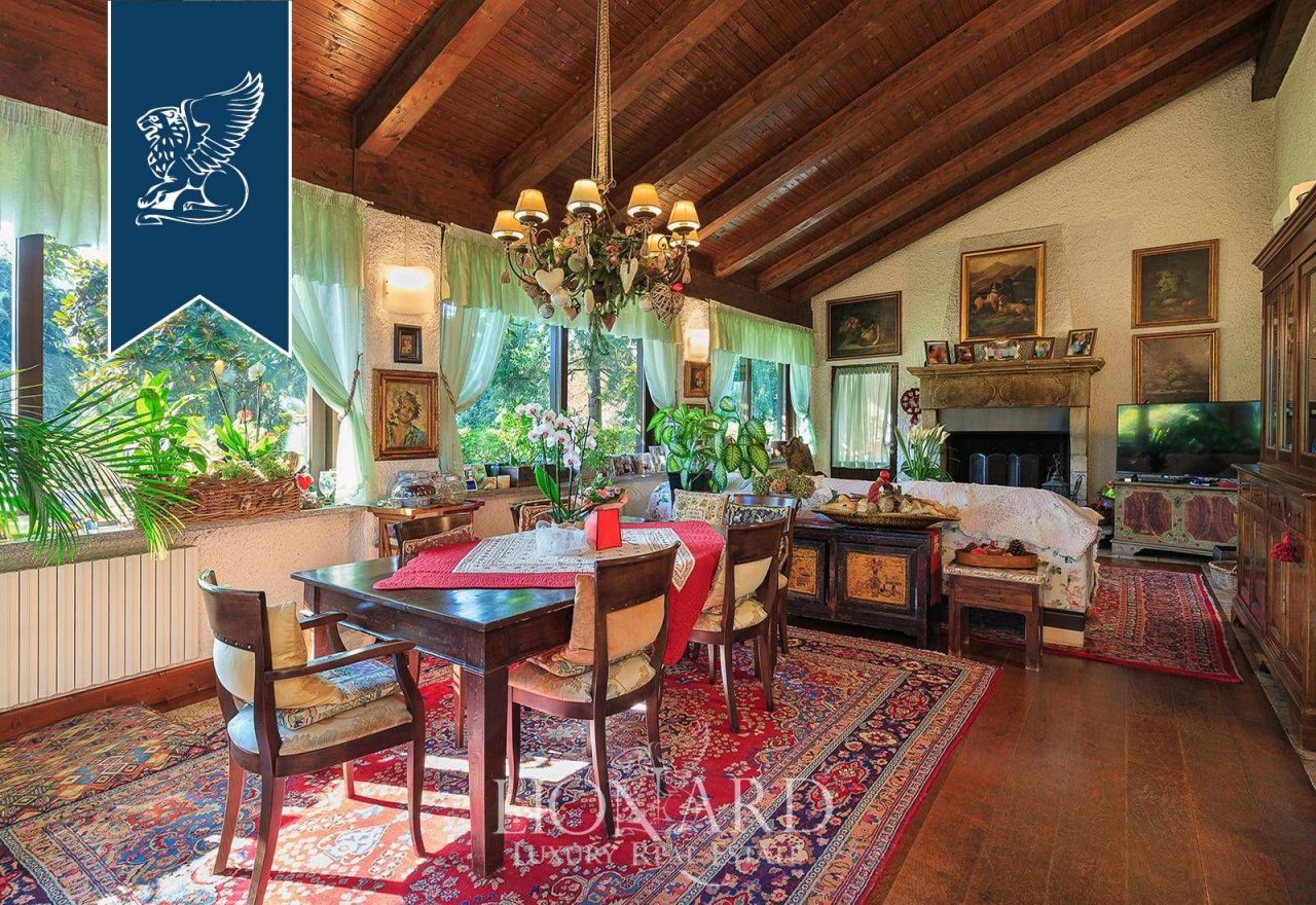 Villa a Parabiago, Italia, 403 m² - foto 10