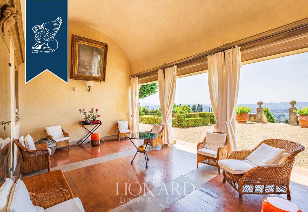 Villa a Firenze, Italia, 1 300 m² - foto 10